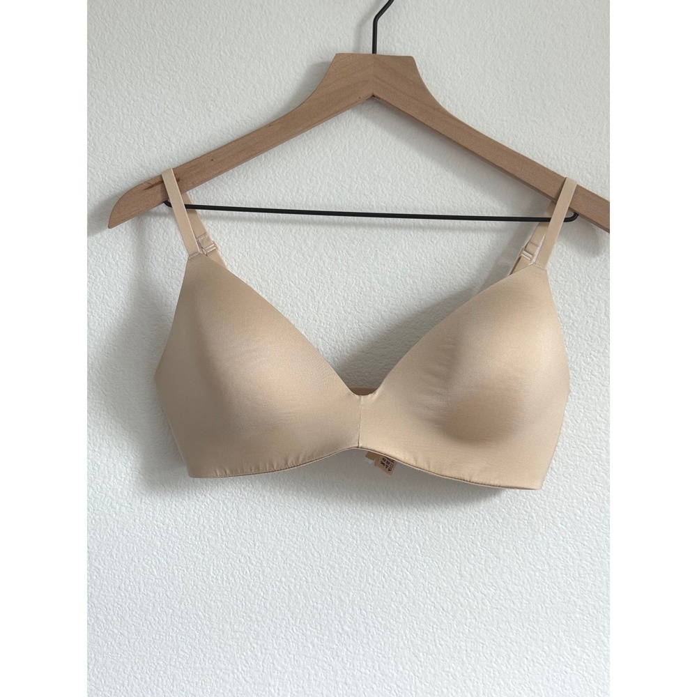 SKIMS Wireless T-Shirt Demi Bra 36C Sand Minimalist Seamless Everyday Lingerie